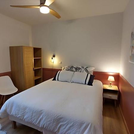 Appartement Cosy Avec Jardin Cloture Bretenoux Exterior foto